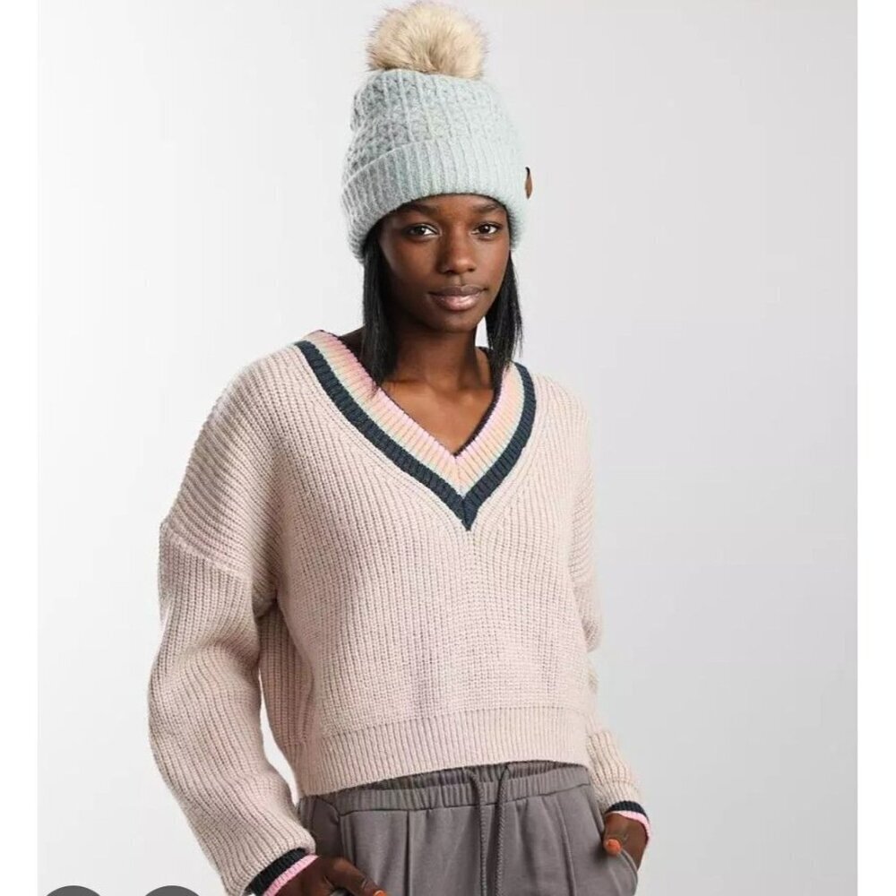GILDED INTENT forest tipped varsity v neck sweater size large.